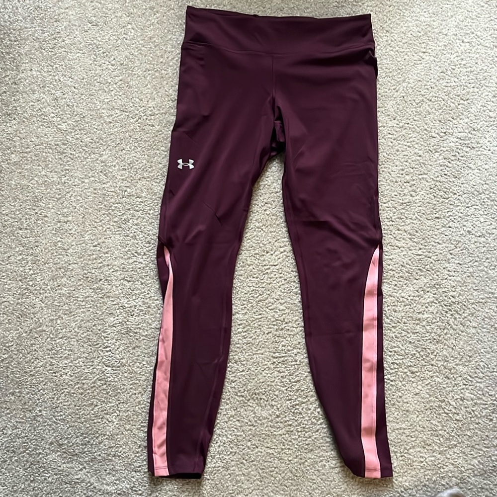 Under Armour women’s heat gear leggings, size L
